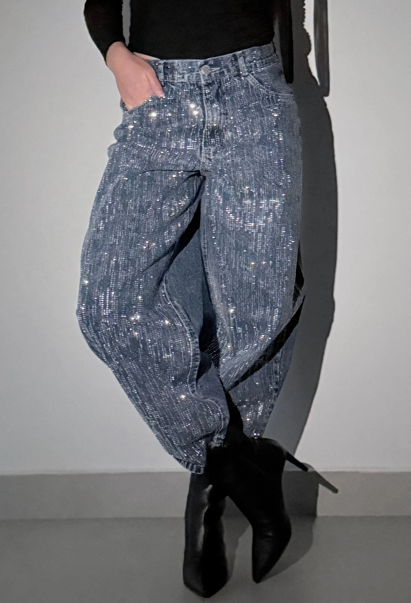MIL735 PANTALON BRILLO BALLOON RIGIDO — vista 4