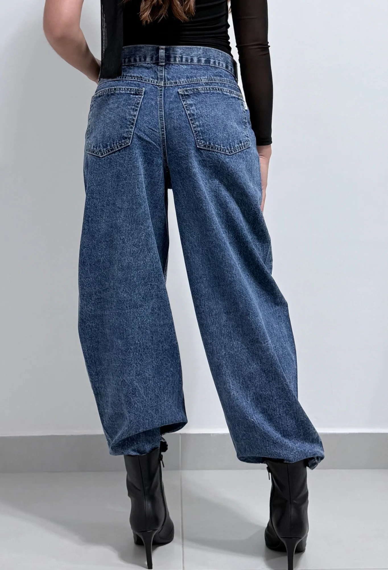 MIL735 - PANTALON RIGIDO STRASS BALLOON — vista 3