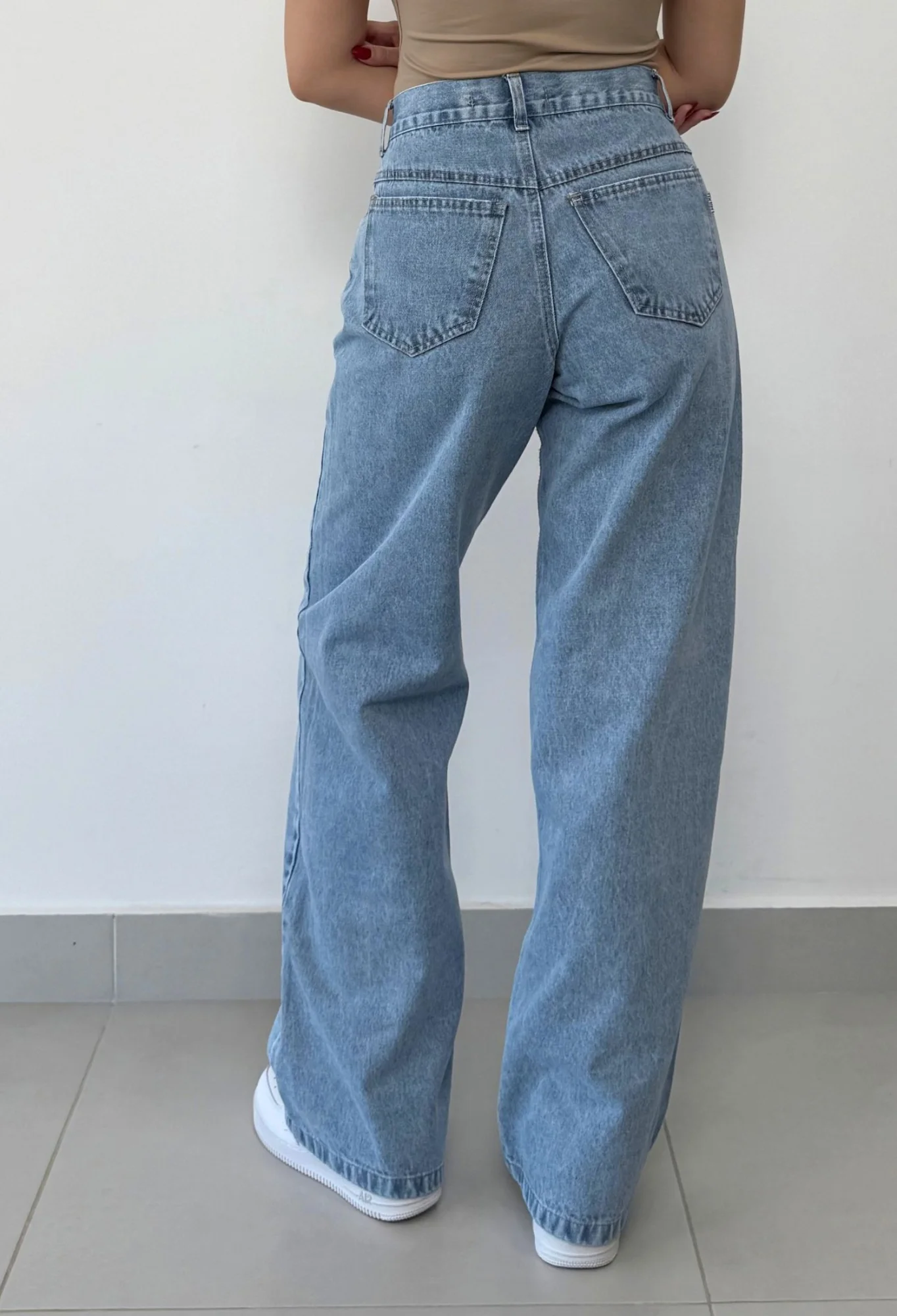 MIL716 - PANTALON RIGIDO WIDE CON BIGOTE — vista 3
