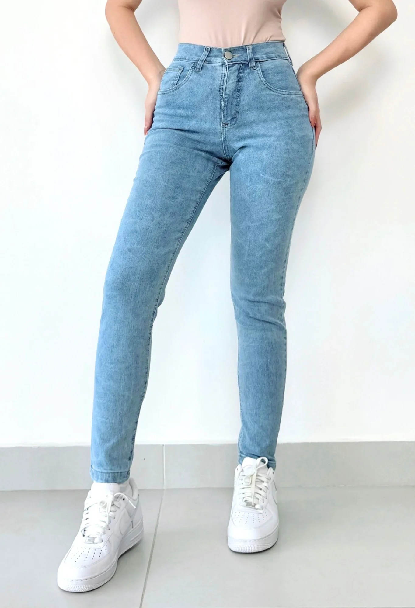 MIL526 - PANTALON SKINNY ELASTIZADO