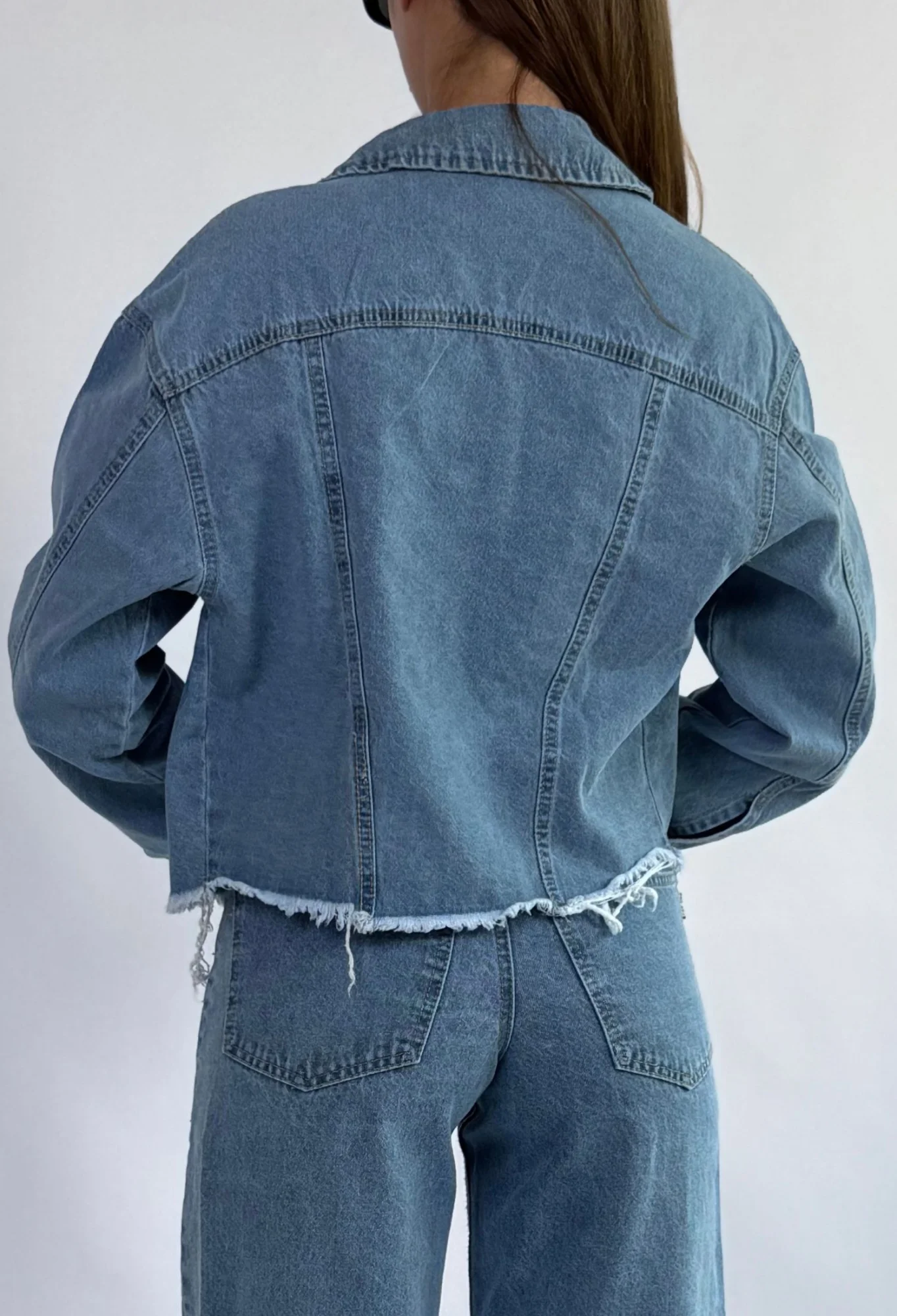MIL707 - CAMPERA RIGIDO OVERSIZE — vista 3