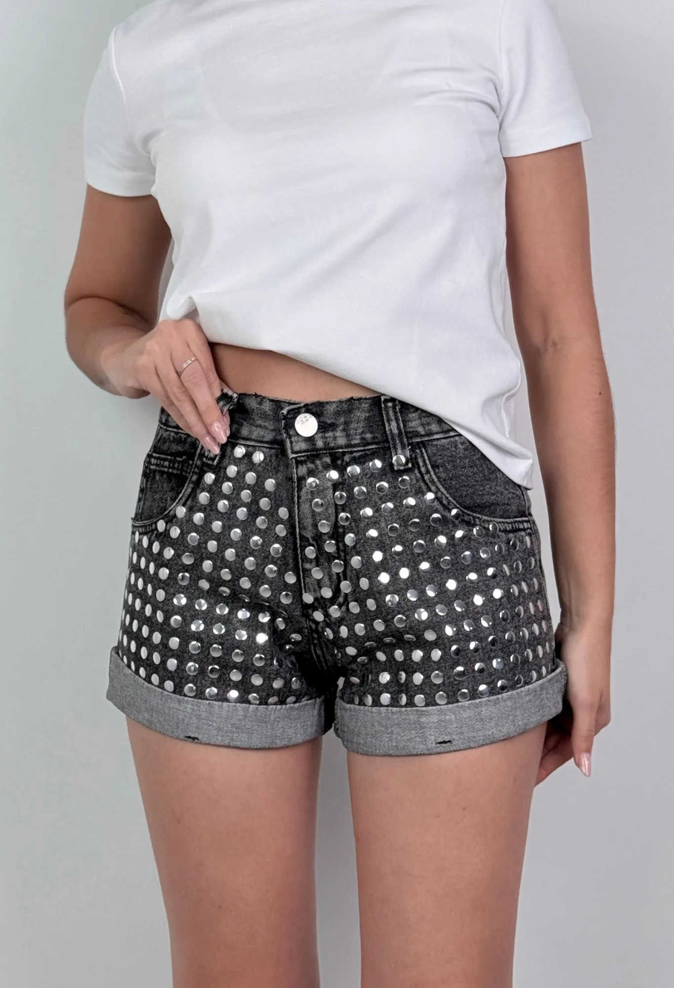 MIL739 - SHORT RIGIDO TACHAS