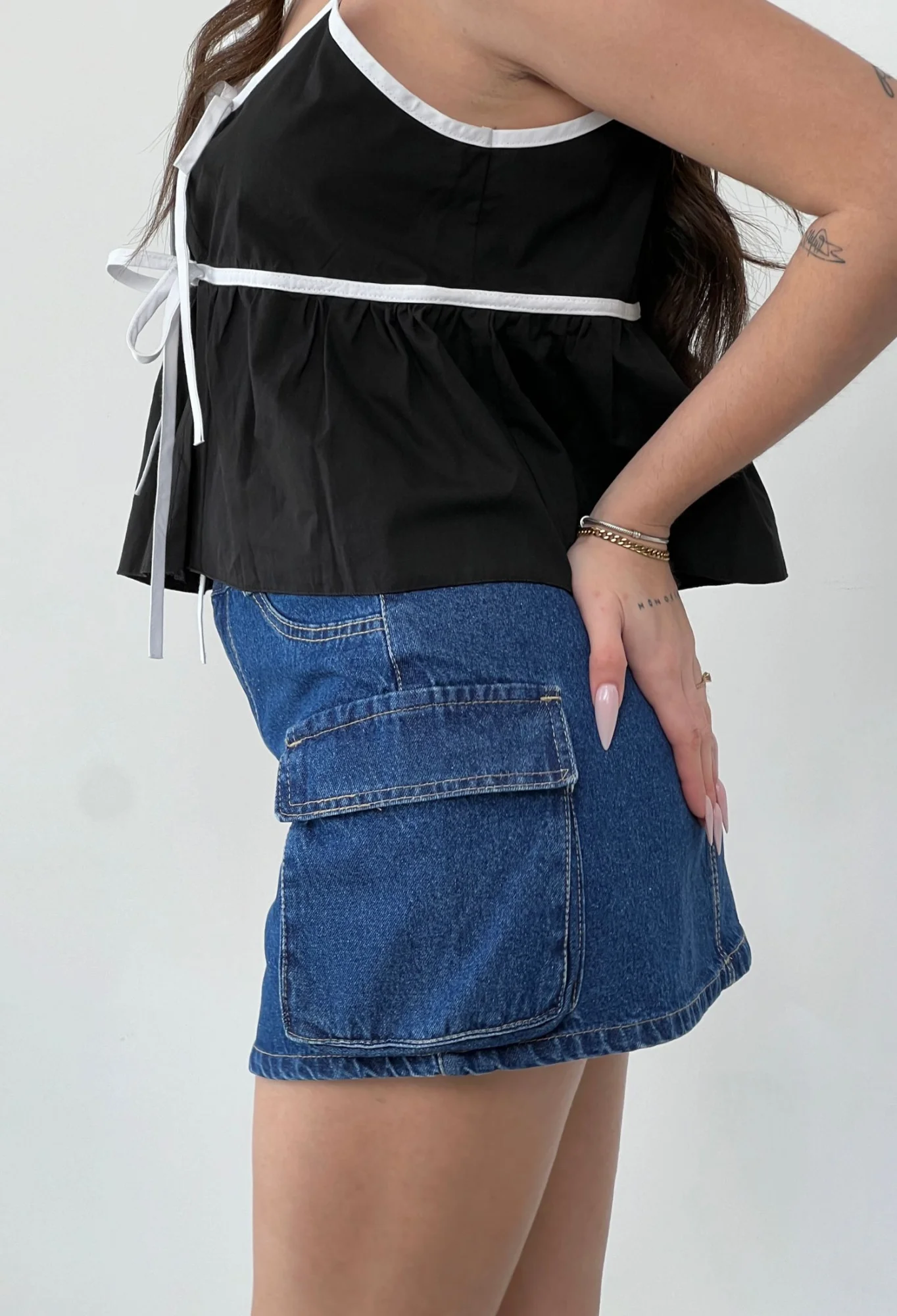 MIL713 - POLLERA MINI CARGO RIGIDO — vista 5