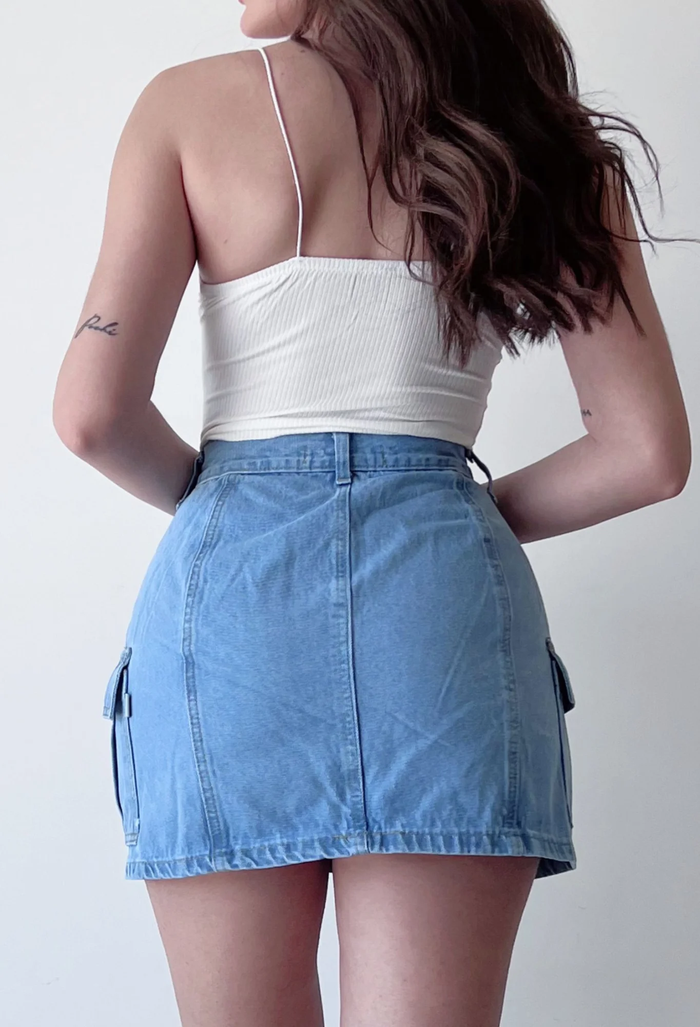 MIL487 - POLLERA MINI RIGIDO CARGO — vista 3